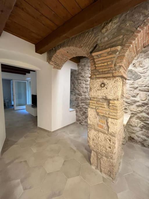 Appartement Charme In Centro With Private Parking à Ascoli Piceno Extérieur photo