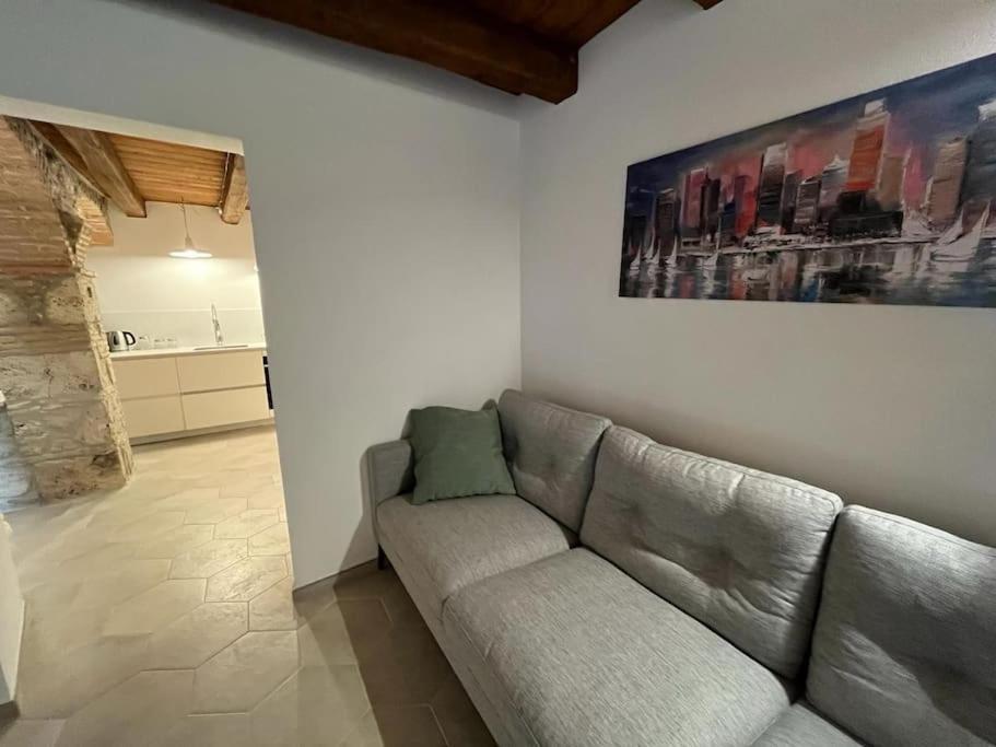 Appartement Charme In Centro With Private Parking à Ascoli Piceno Extérieur photo