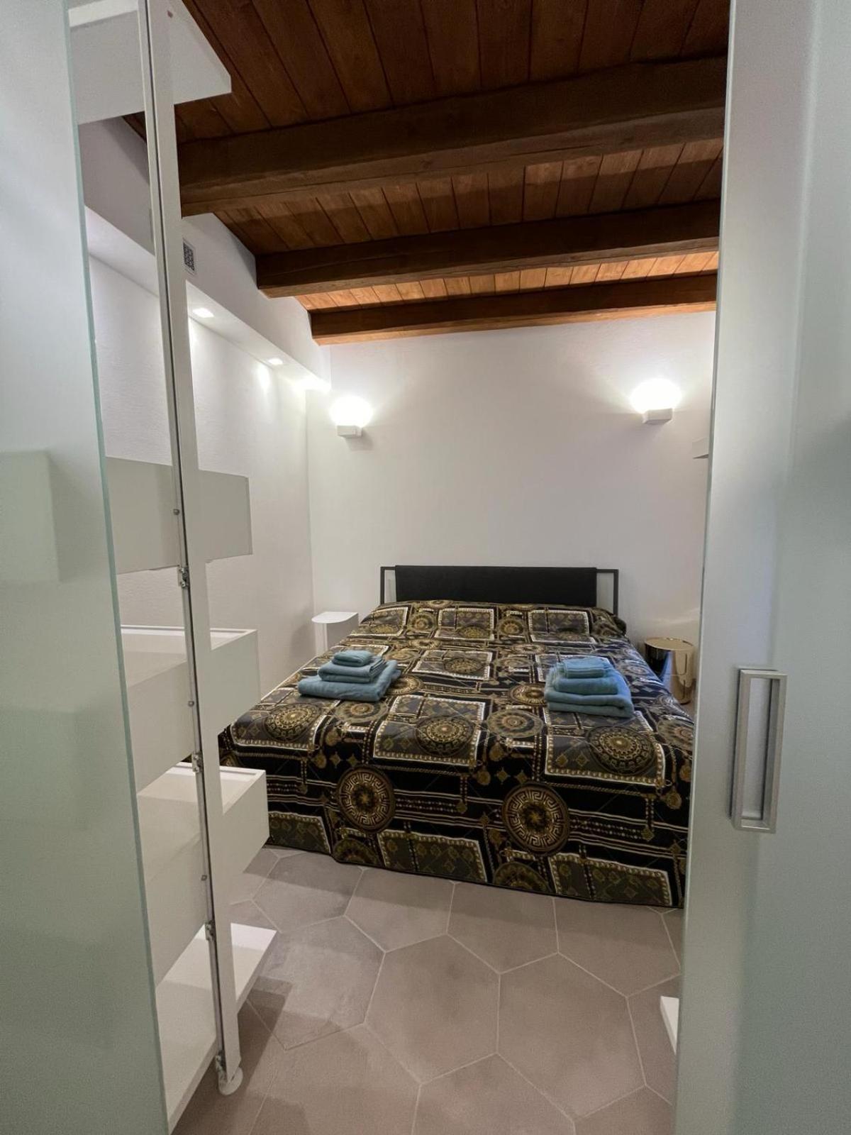 Appartement Charme In Centro With Private Parking à Ascoli Piceno Extérieur photo